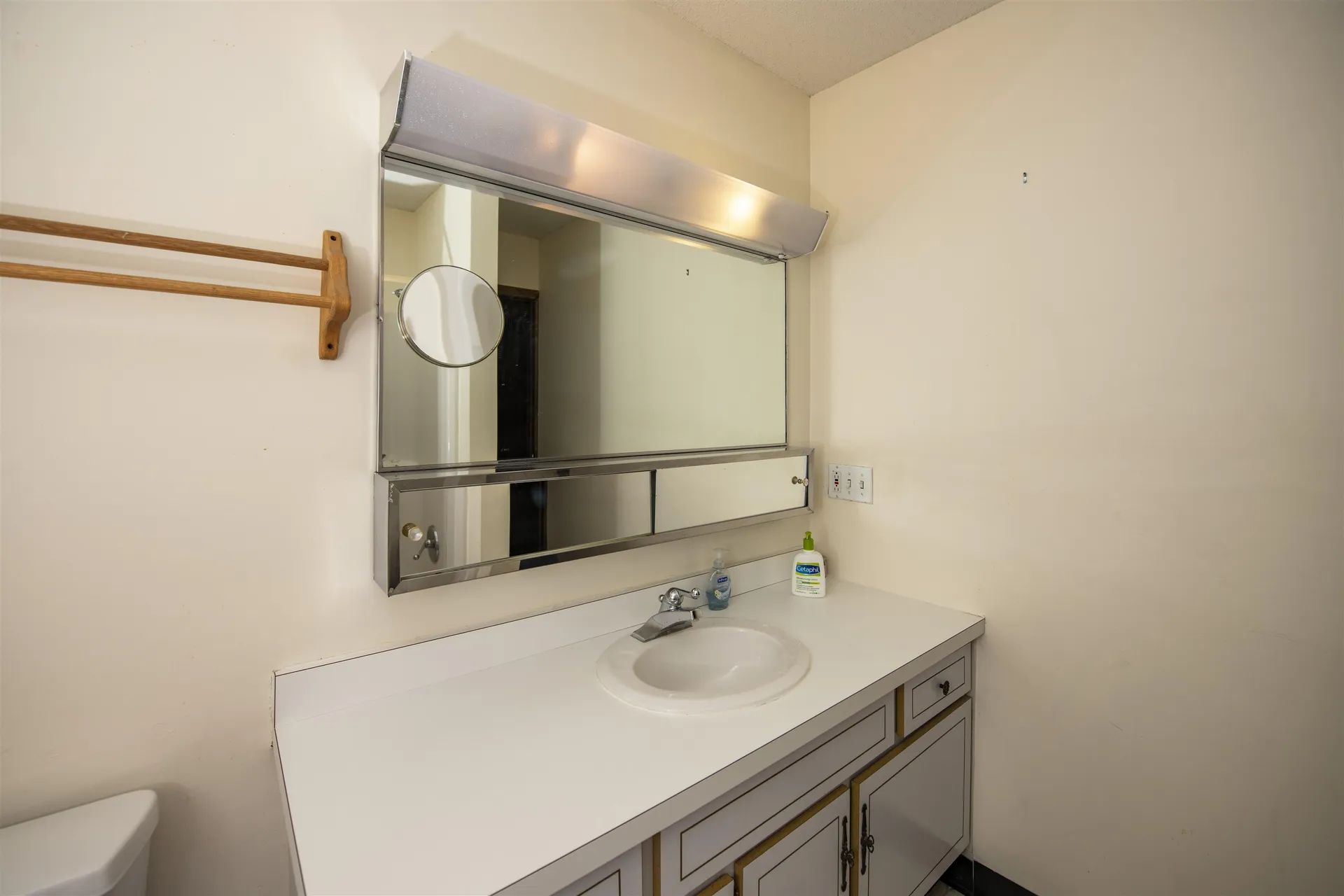 105 Williams Lane Hartford VT 05059