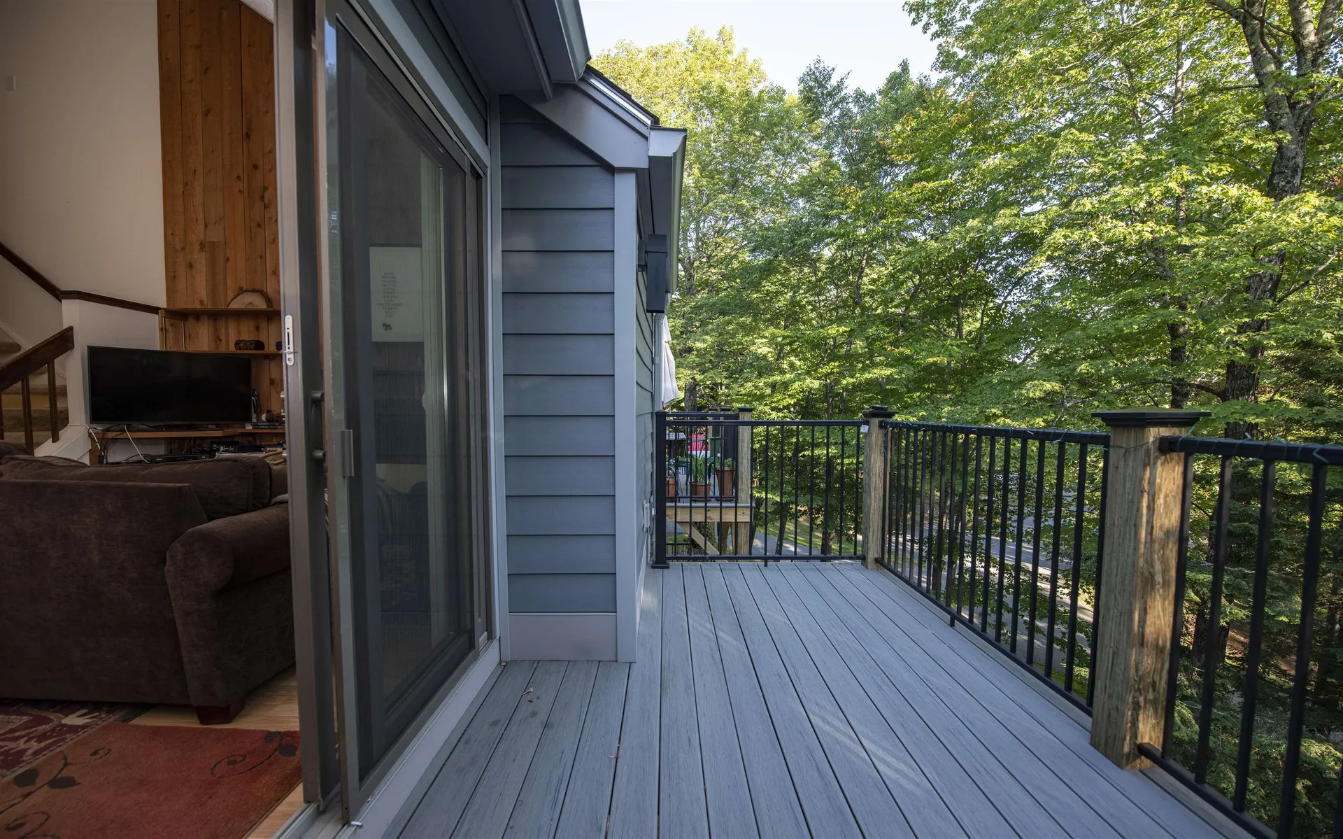 105 Williams Lane Hartford VT 05059