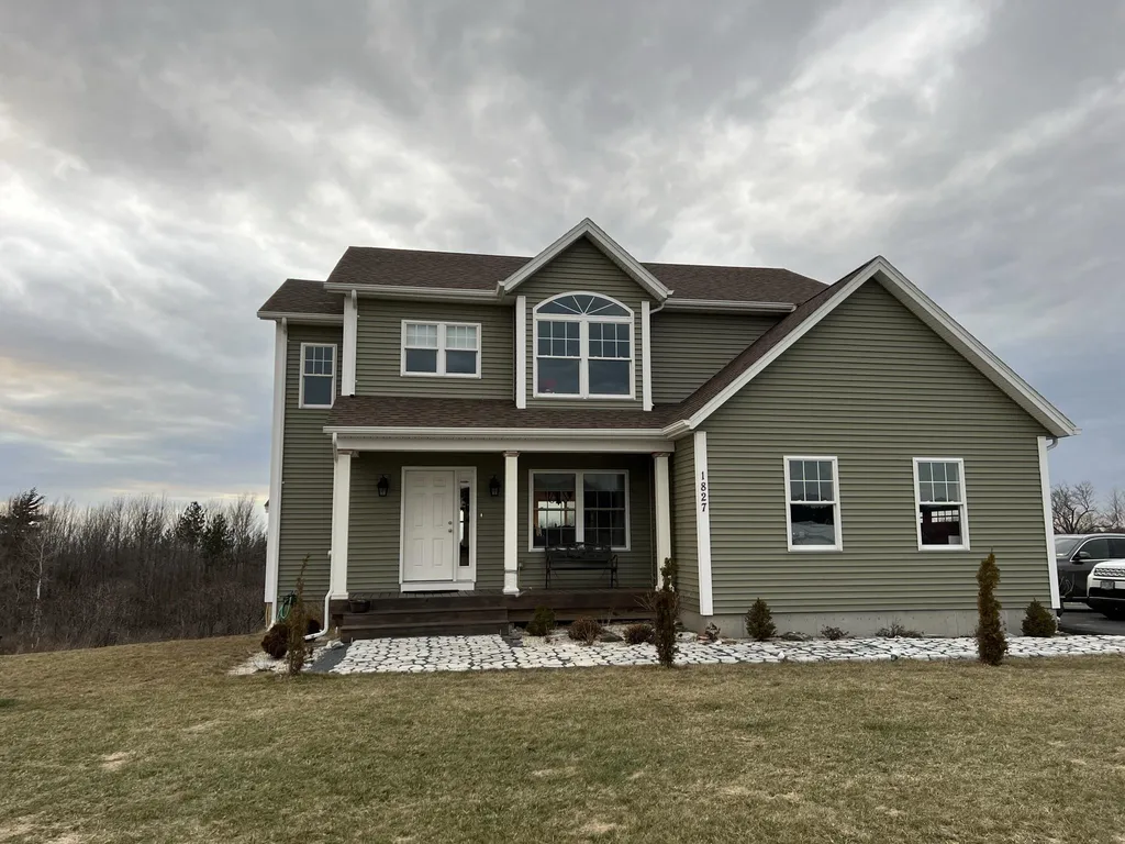 1827 East Road Colchester VT 05446