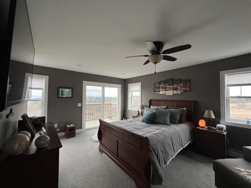 1827 East Road Colchester VT 05446