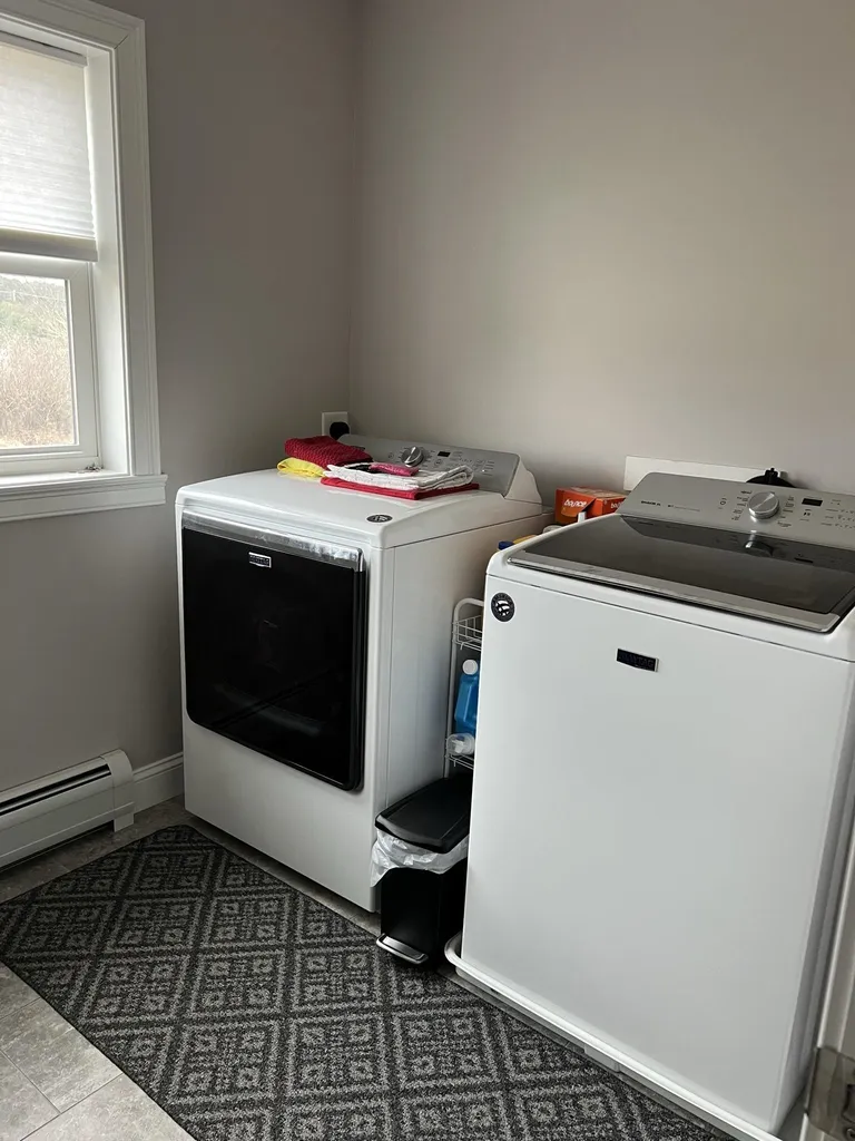 1827 East Road Colchester VT 05446