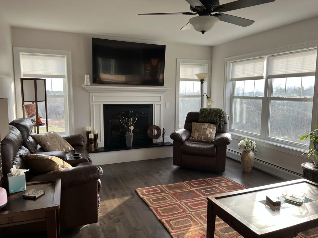 1827 East Road Colchester VT 05446