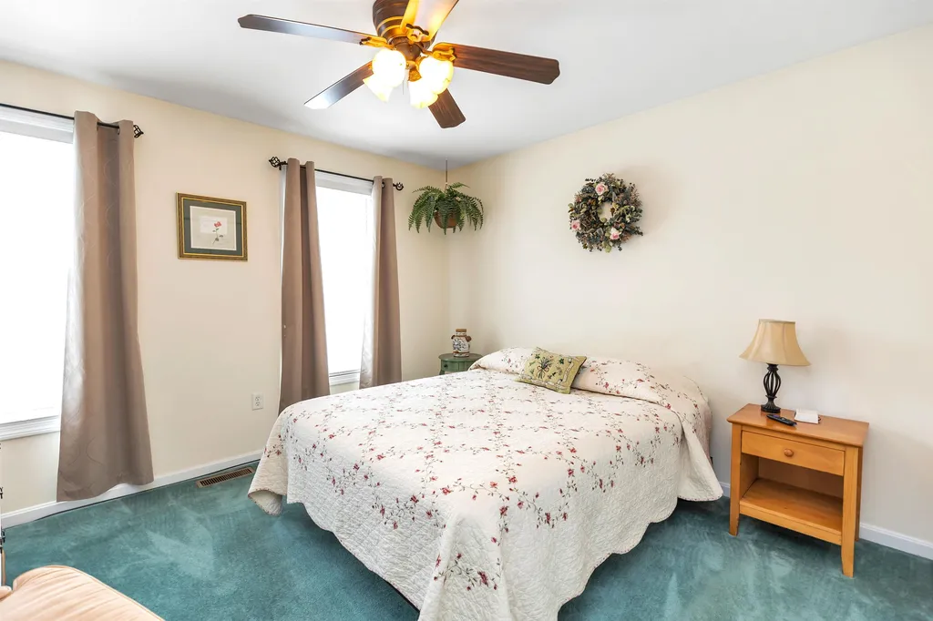 40 Jessica Drive Merrimack NH 03054