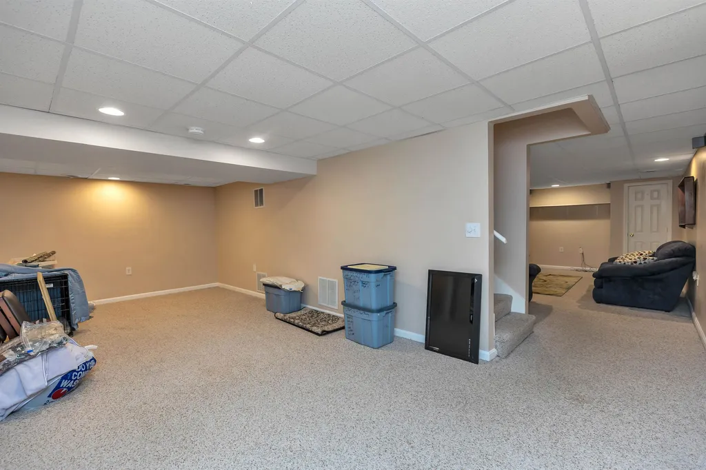 40 Jessica Drive Merrimack NH 03054