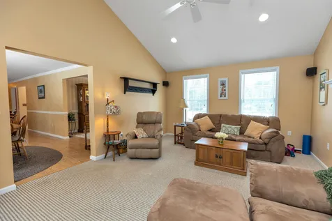 40 Jessica Drive Merrimack NH 03054