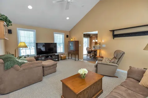 40 Jessica Drive Merrimack NH 03054