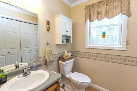 40 Jessica Drive Merrimack NH 03054