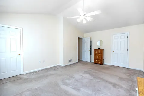 40 Jessica Drive Merrimack NH 03054