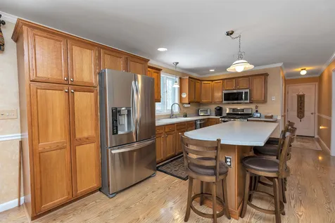 40 Jessica Drive Merrimack NH 03054