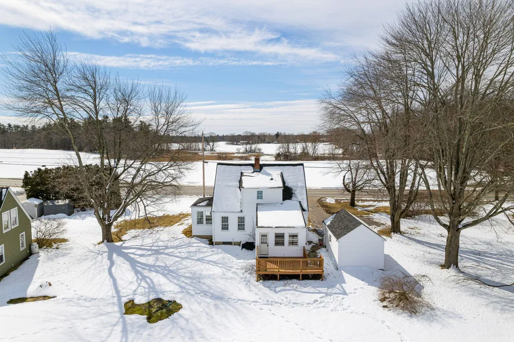 72 College Road Stratham NH 03885