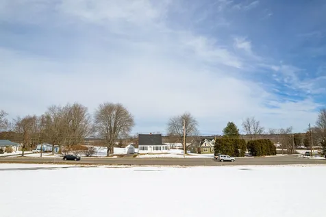 72 College Road Stratham NH 03885