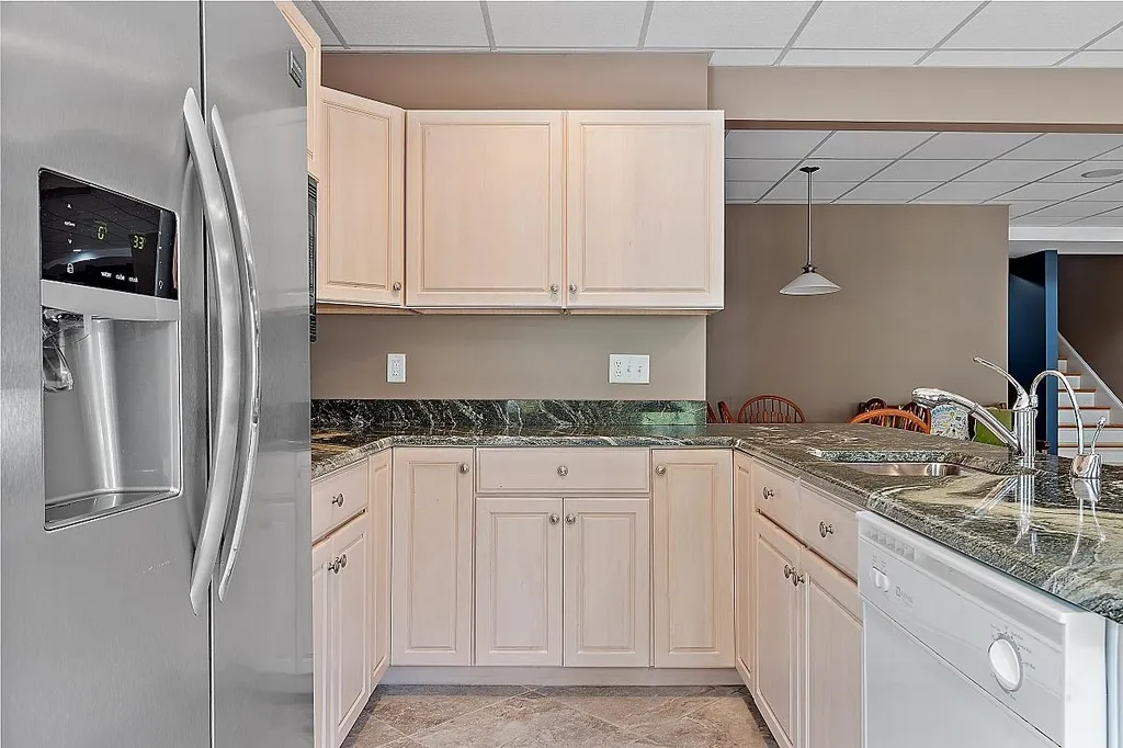 73 Heritage Hill Road Windham NH 03087