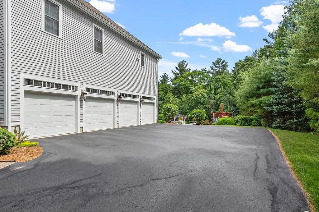 73 Heritage Hill Road Windham NH 03087