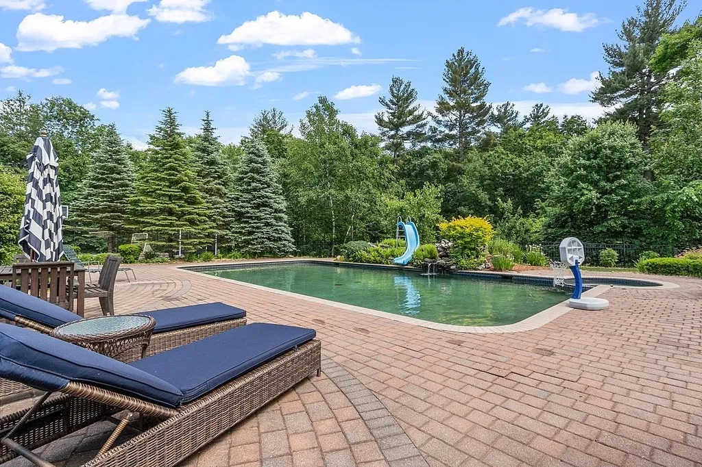 73 Heritage Hill Road Windham NH 03087