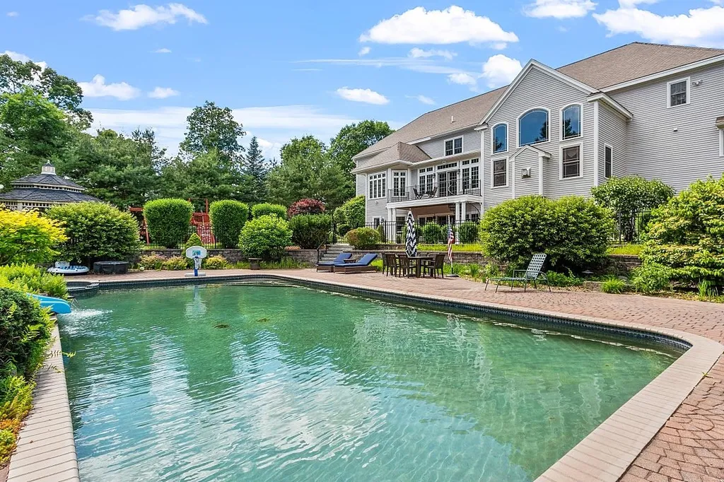 73 Heritage Hill Road Windham NH 03087