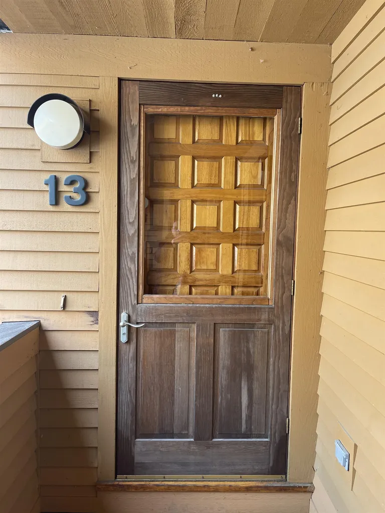 13 Courtyard Hanover NH 03755