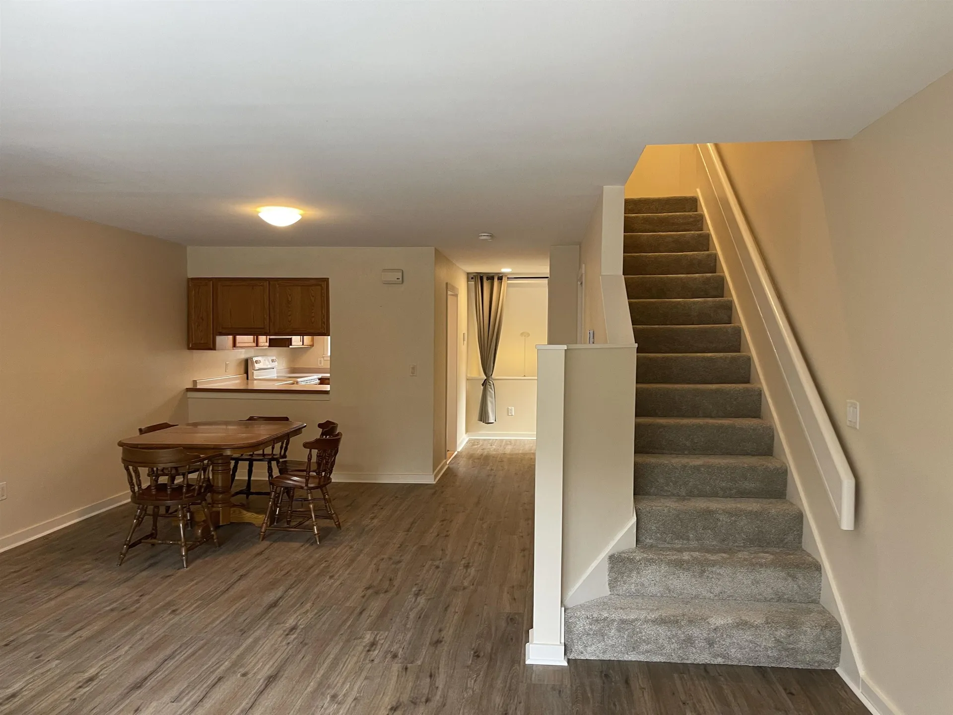 13 Courtyard Hanover NH 03755