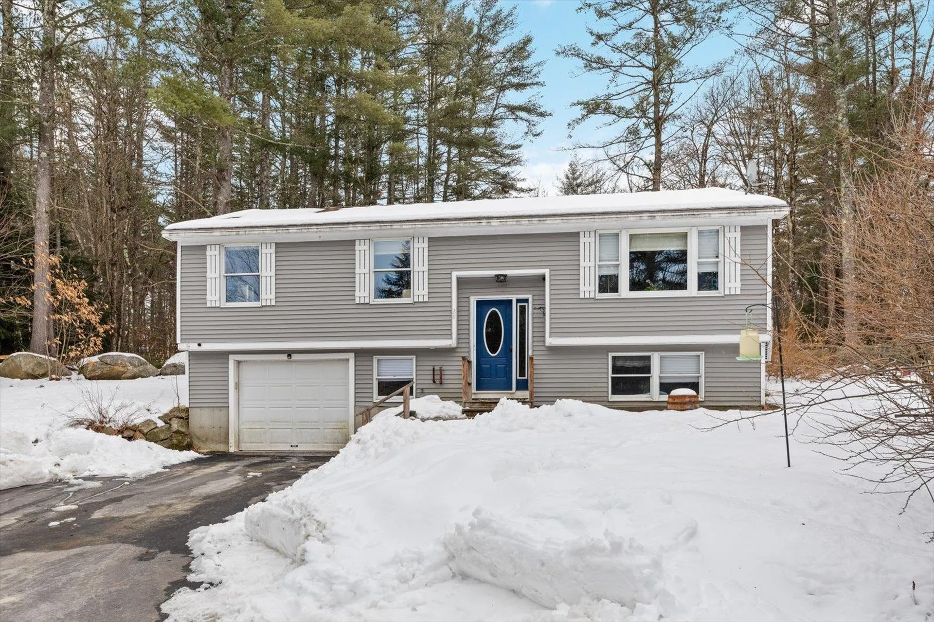 28 Trotter Lane Swanzey NH 03446