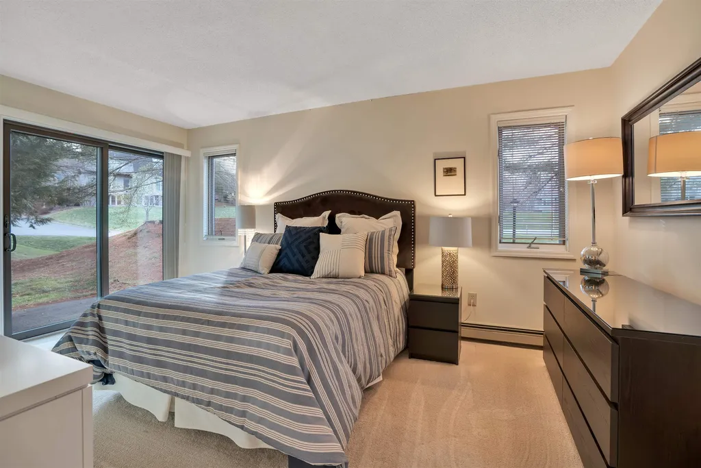 90 Kingfisher Road Hartford VT 05059