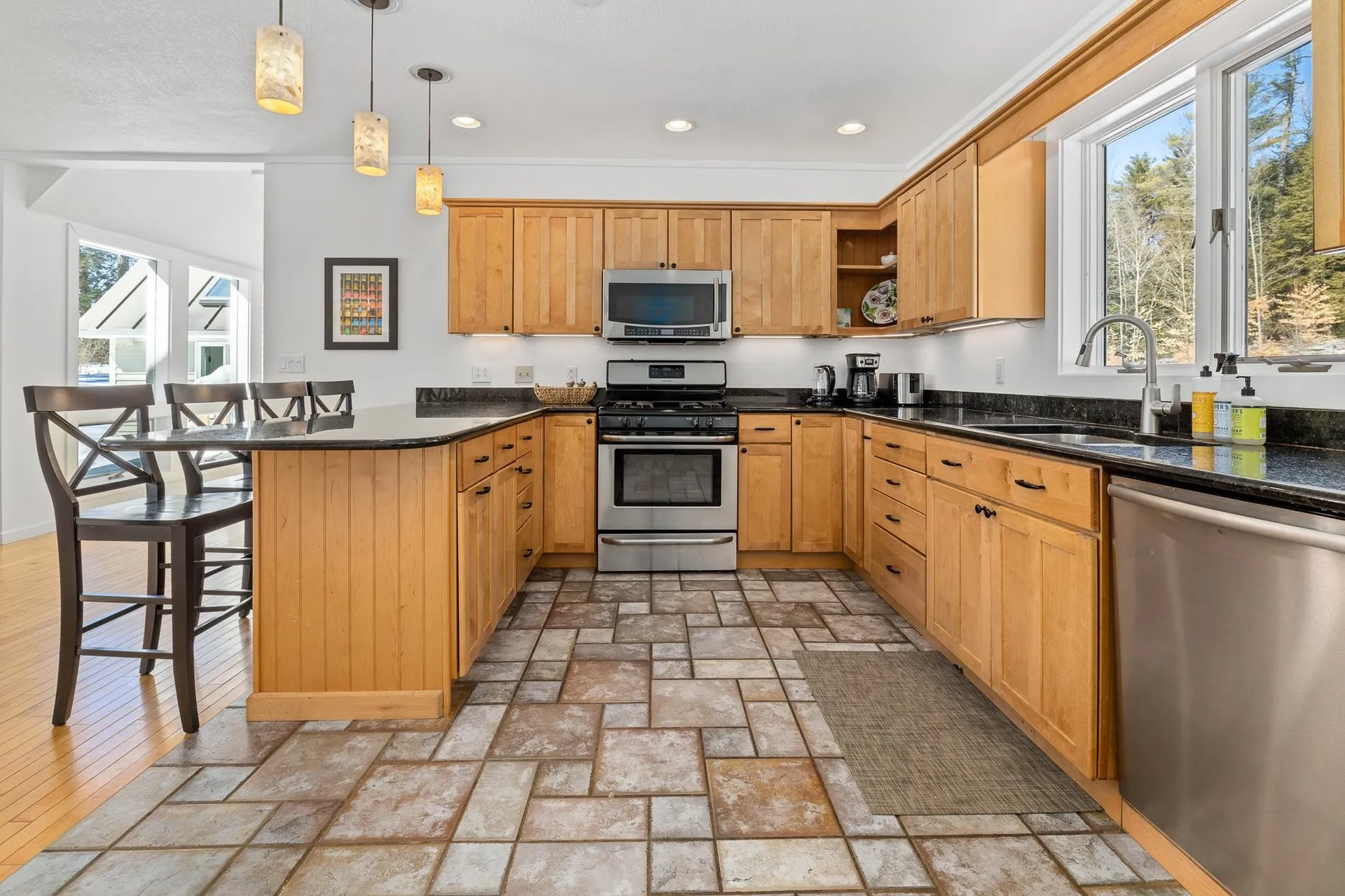 167 Morrill Bend Hartford VT 05059