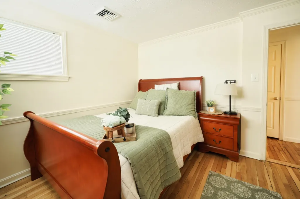 156 Paquette Avenue Manchester NH 03104