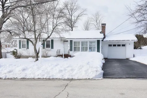 156 Paquette Avenue Manchester NH 03104