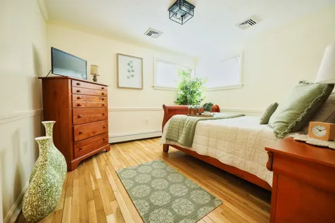 156 Paquette Avenue Manchester NH 03104