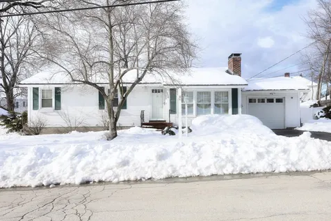 156 Paquette Avenue Manchester NH 03104