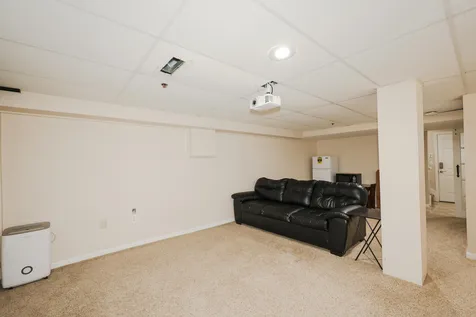 4 Bourne Drive Bedford NH 03110