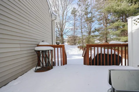4 Bourne Drive Bedford NH 03110