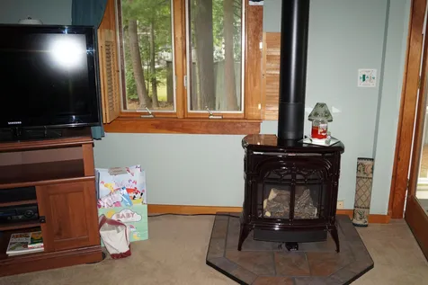 53 South Shore Road Pelham NH 03076