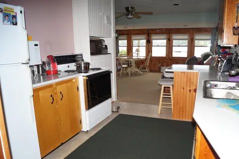 53 South Shore Road Pelham NH 03076
