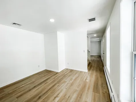 54 Lamprey Village Drive Epping NH 03042