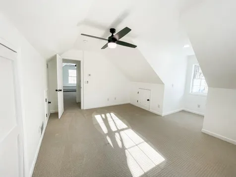 54 Lamprey Village Drive Epping NH 03042