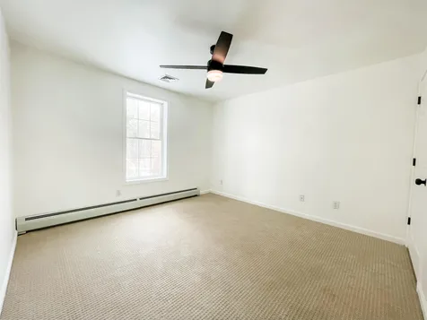 54 Lamprey Village Drive Epping NH 03042