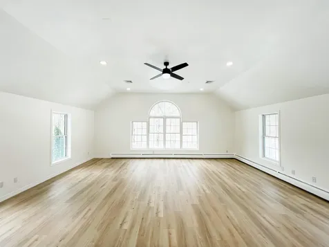 54 Lamprey Village Drive Epping NH 03042