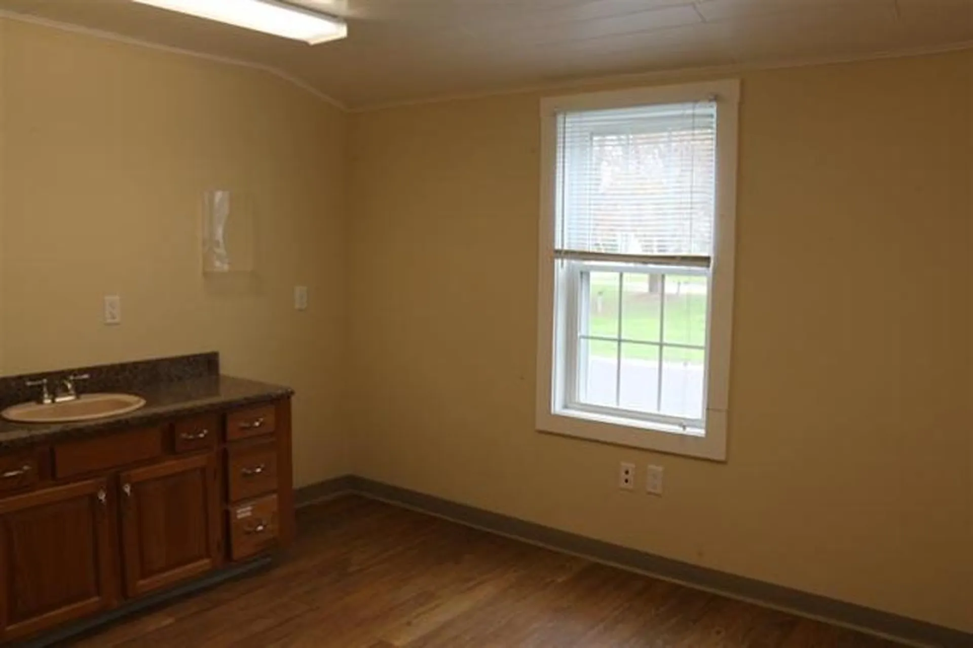 245 S Main Street Wolfeboro NH 03894