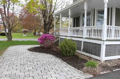 245 S Main Street Wolfeboro NH 03894