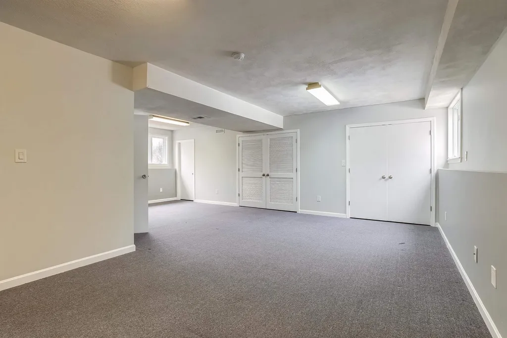 5 Alfred Drive Salem NH 03079