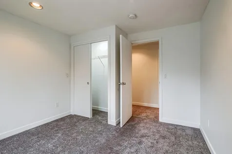5 Alfred Drive Salem NH 03079