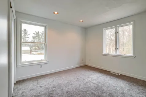 5 Alfred Drive Salem NH 03079