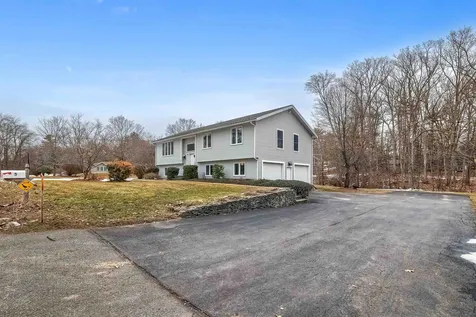 5 Alfred Drive Salem NH 03079
