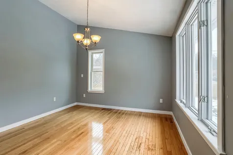 5 Alfred Drive Salem NH 03079