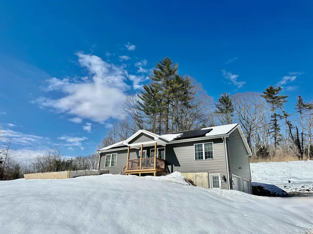 137 Parade Road Barnstead NH 03218
