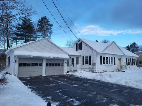 4 Sunset Drive Somersworth NH 03878