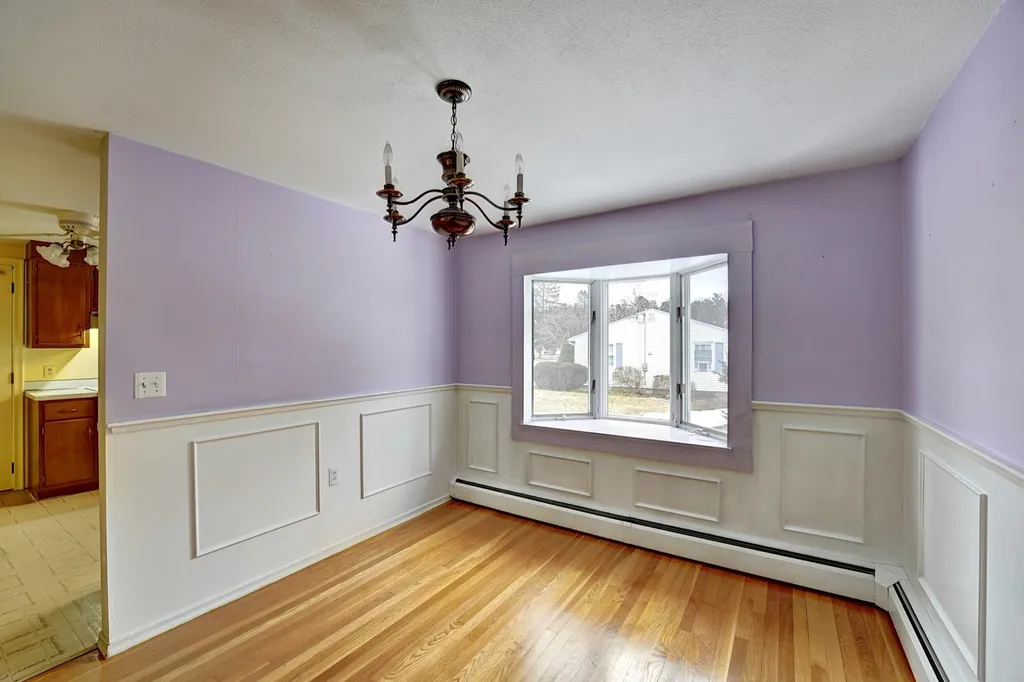61 Post Road North Hampton NH 03862