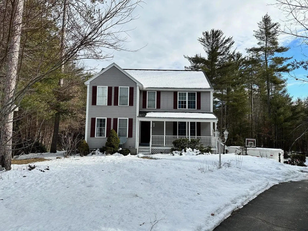 12 Prospect Road Deerfield NH 03037