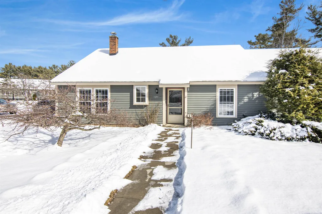 27 Conifer Court Burlington VT 05401