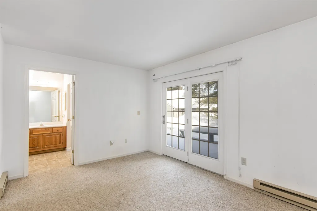 27 Conifer Court Burlington VT 05401