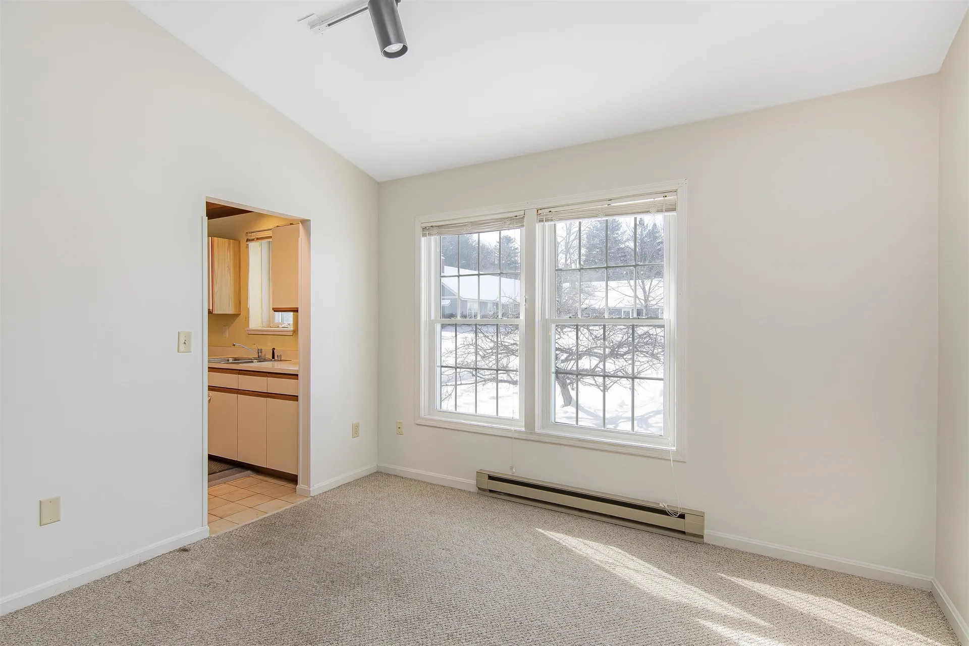 27 Conifer Court Burlington VT 05401